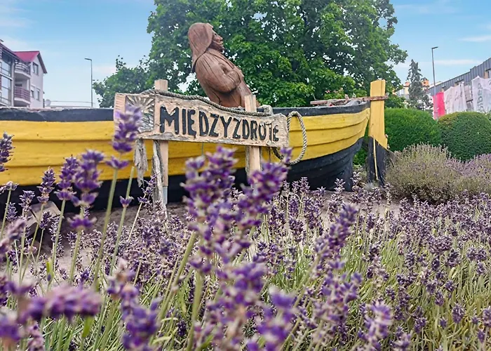 2 Bedroom Pet Friendly In ミエルノ